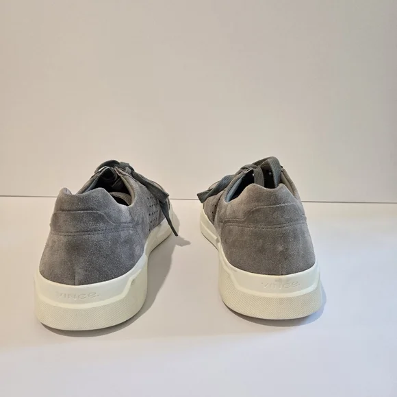 VINCE BRADY SUEDE SNEAKERS 8.5